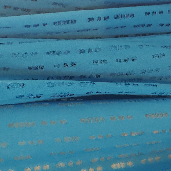 Spring & Mercer Blue Cardigan with a Rip Design, Size XL - Picture 4 of 4